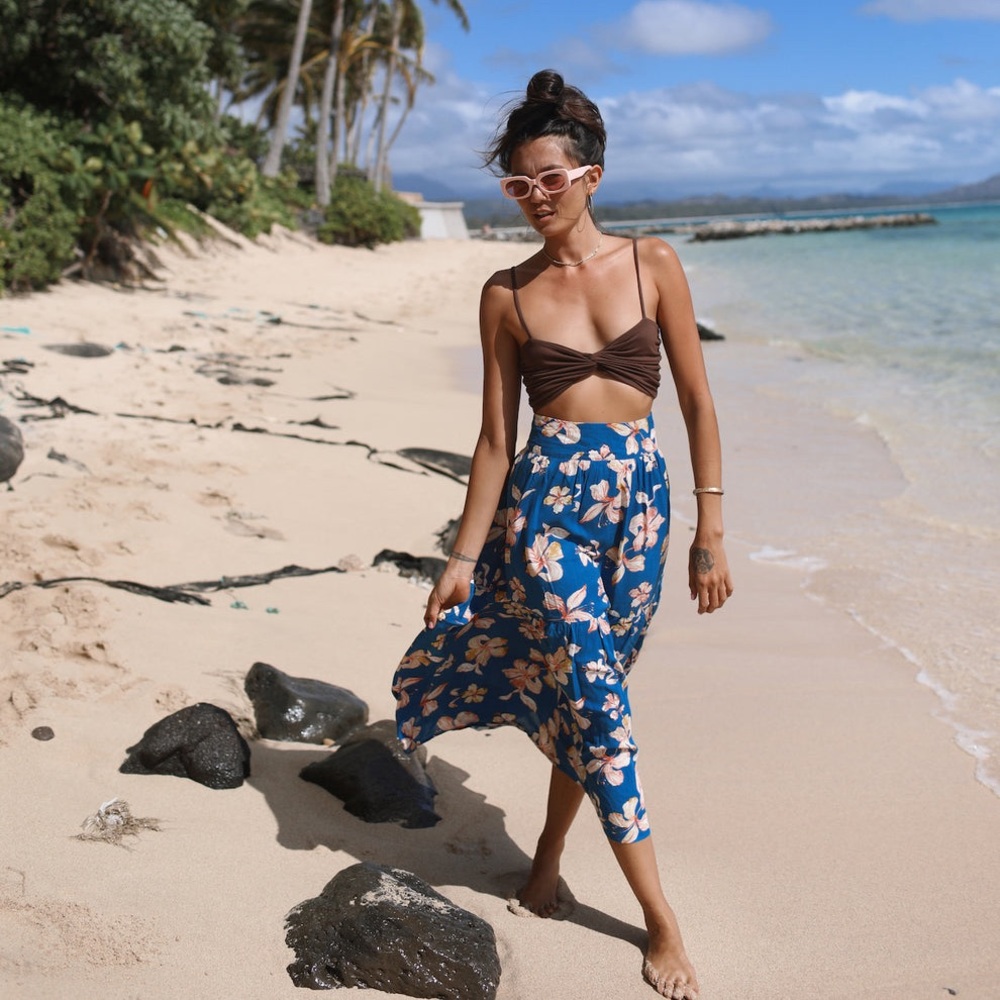 XIX palms Waimanalo tier skirt size medium